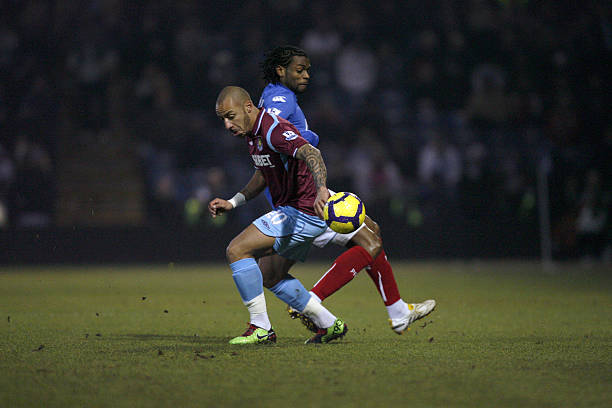 中表现突出 中表现突出