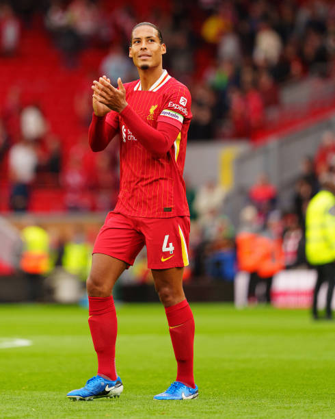 现出无与伦 现出无与伦